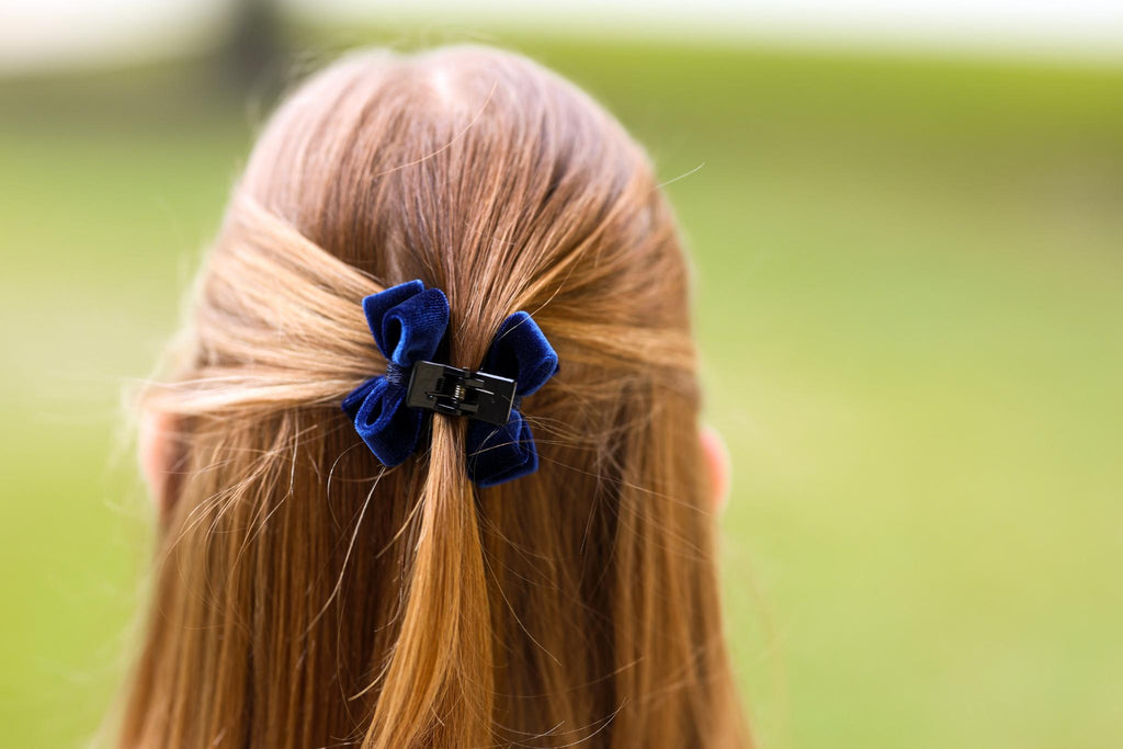 Vivente Dorchester Mini Claw Clip Navy CW02