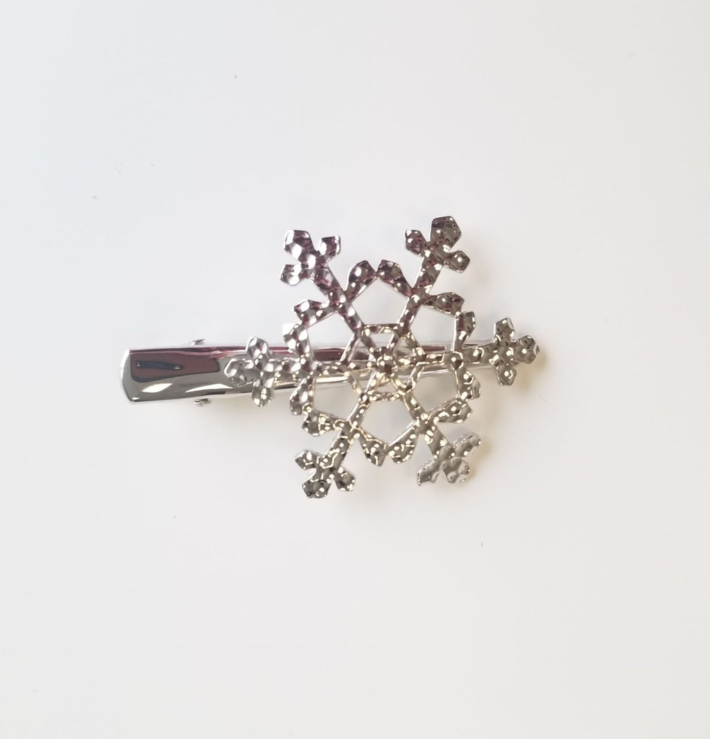 Silver Snowflake Alligator Clip AC109