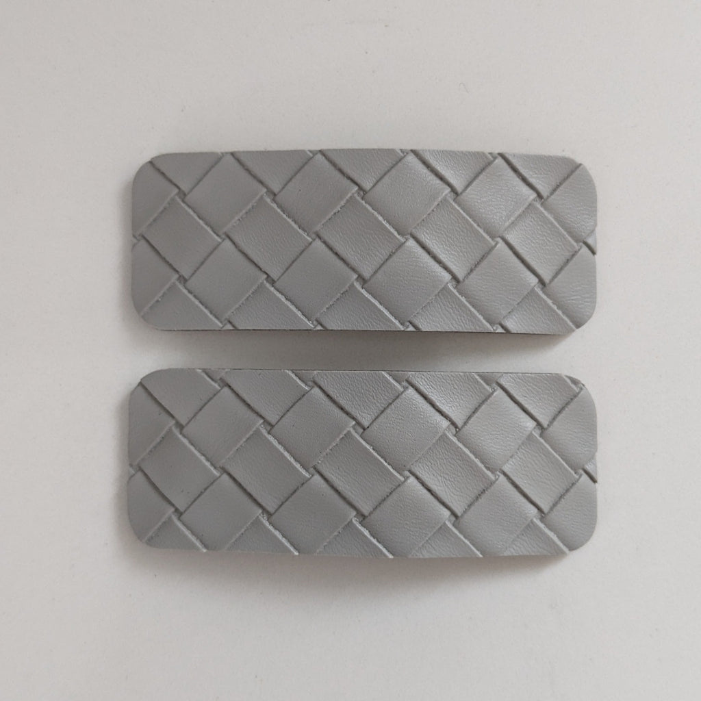 Woven Leather Snap Clips Grey AC448