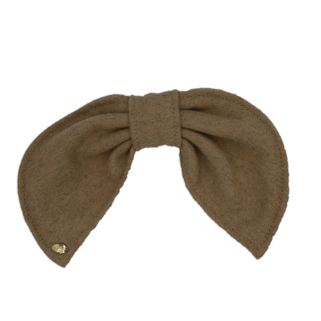 Winter Woollens Camilla Bow Oatmeal AC874