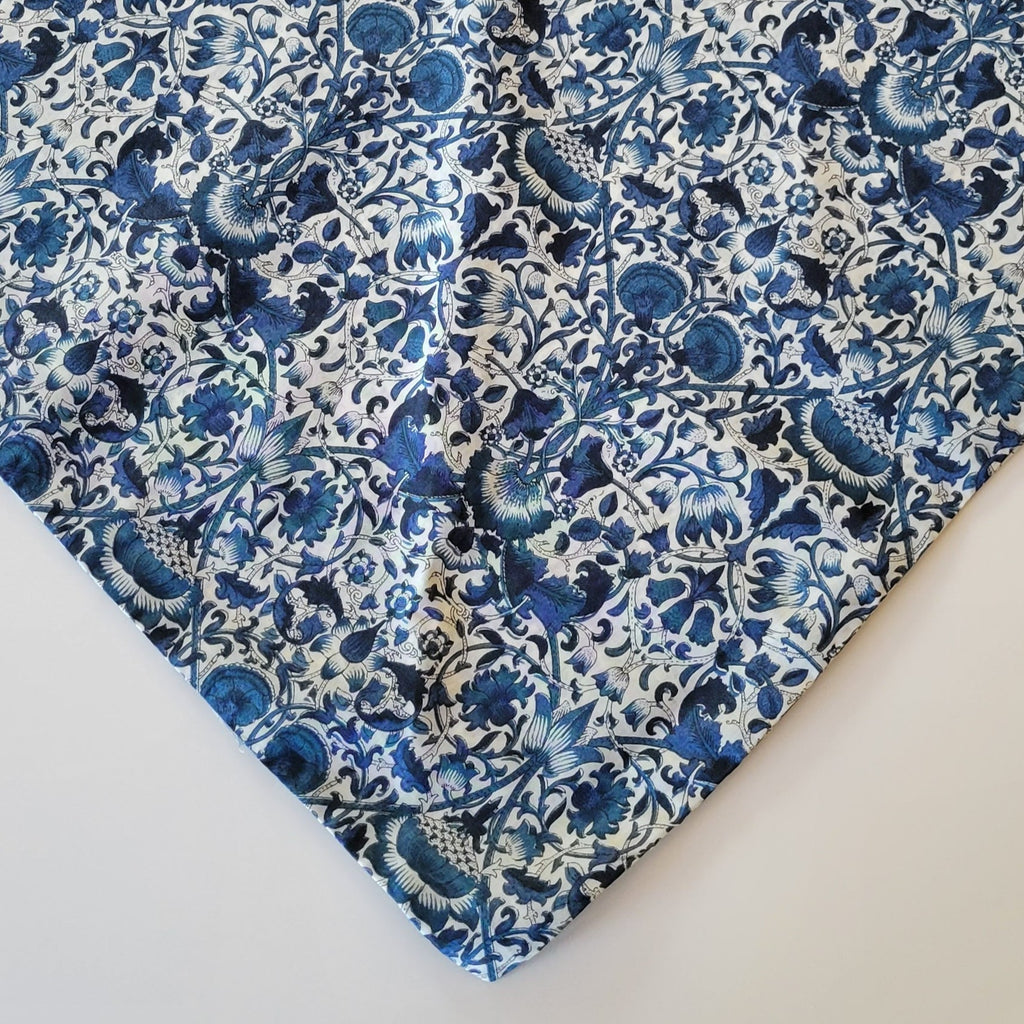 Liberty Triangle Cotton Scarf Lodden Blue DR04