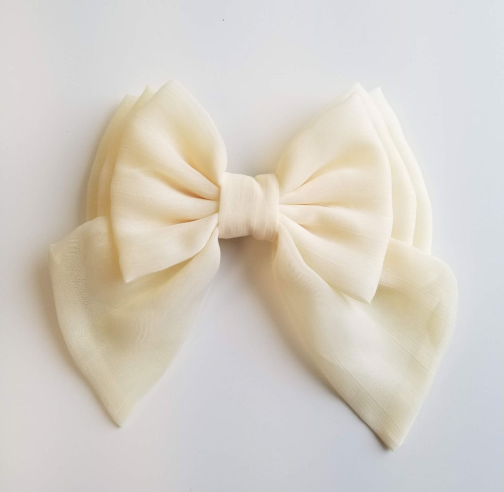 6'' 3 layered bow with tails Ivory SD164